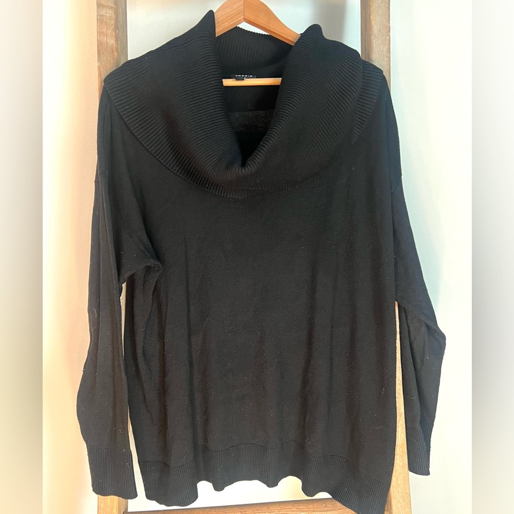 Torrid oversized black turtleneck sweater. Size 0 (XL)
